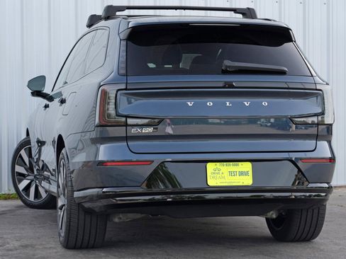Used 2025 Volvo EX90 Ultra image 6