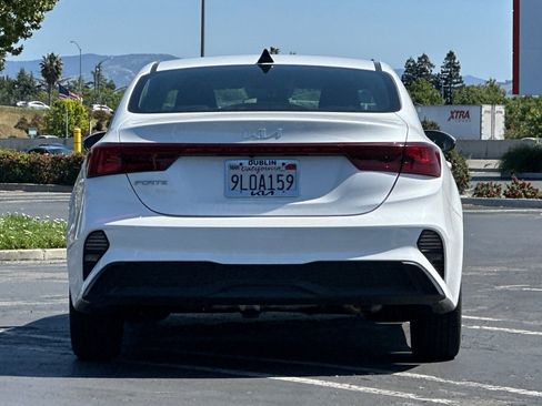 Certified 2024 Kia Forte LXS w/ LXS Technology Package image 5