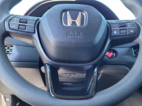 Used 2023 Honda Accord EX image 32