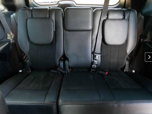 Used 2019 Dodge Grand Caravan SXT w/ Driver Convenience Group FWD image 10
