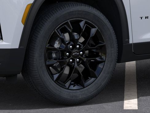 New 2026 Chevrolet Traverse LT w/ Midnight/Sport Edition FWD image 10