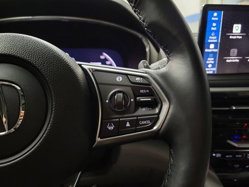 Used 2025 Acura MDX SH-AWD w/ Technology Package image 30