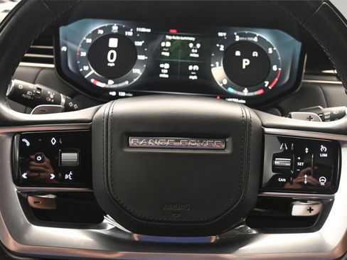 Used 2023 Land Rover Range Rover SE AWD/4WD image 17