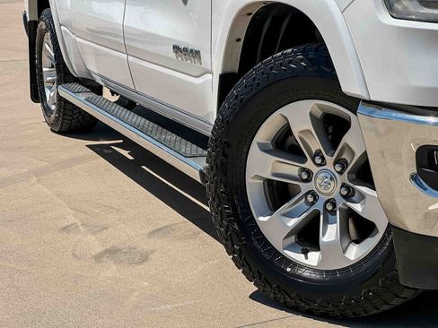 Used 2020 RAM 1500 Laramie AWD/4WD image 9