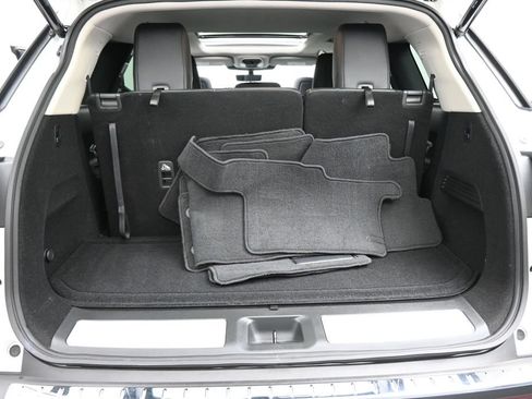 Used 2023 INFINITI QX60 Luxe w/ Vision Package FWD image 24