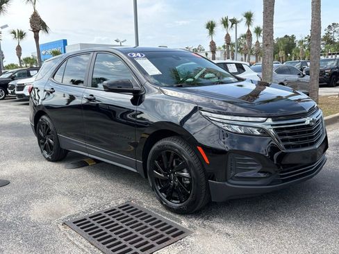 Used 2024 Chevrolet Equinox LS w/ Midnight Edition FWD image 9