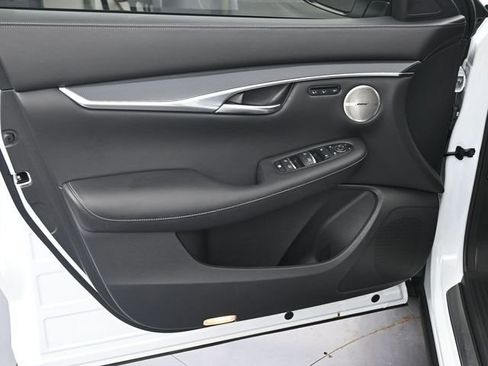 Used 2023 INFINITI QX50 Sport image 9