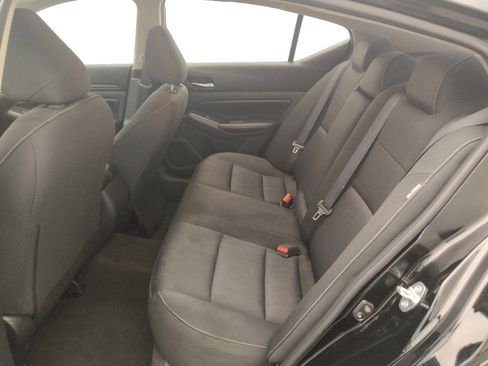 Used 2022 Nissan Altima 2.5 S FWD image 18