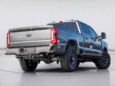 Used 2024 Ford F250 XLT w/ XLT Premium Package AWD/4WD image 4