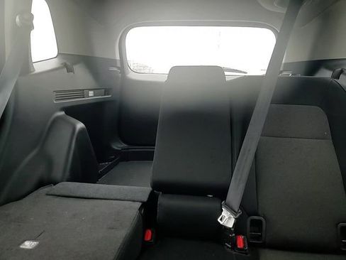 Used 2023 Honda CR-V LX image 25