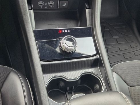 Used 2024 Jeep Grand Cherokee Altitude AWD/4WD image 32