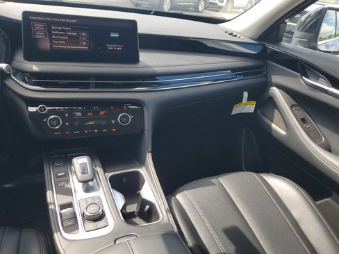 Used 2025 INFINITI QX60 Pure image 19