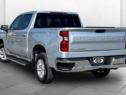 Used 2021 Chevrolet Silverado 1500 LT AWD/4WD image 10