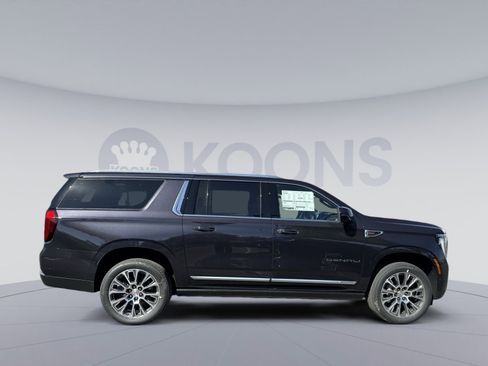 New 2026 GMC Yukon XL Denali w/ Denali Reserve Package AWD/4WD image 8