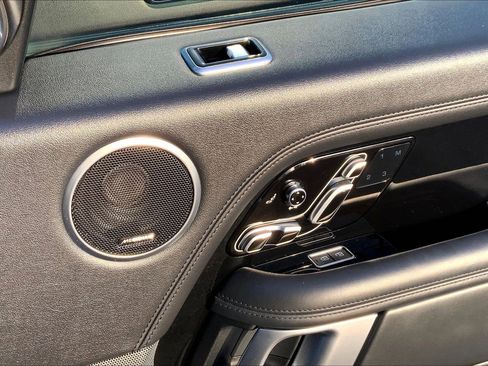 Used 2022 Land Rover Range Rover Westminster Edition image 35
