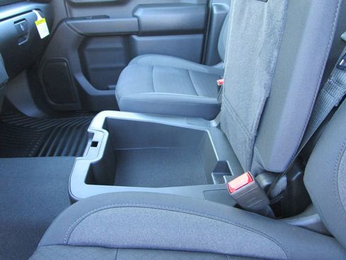 New 2026 Chevrolet Silverado 2500 Custom w/ Custom Value Package image 30