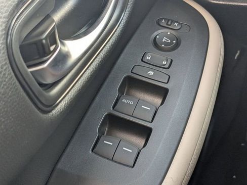 New 2026 Honda HR-V LX image 24