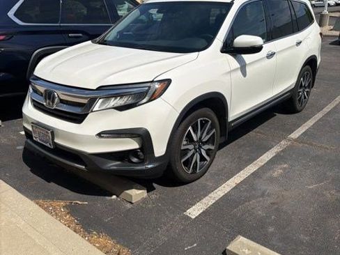 Used 2019 Honda Pilot Touring image 6