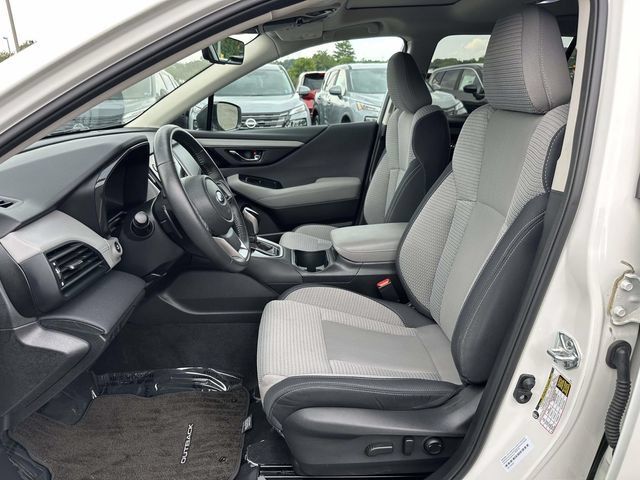 Used 2024 Subaru Outback Premium AWD/4WD image 15