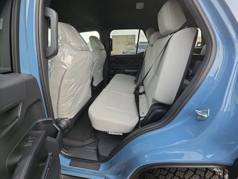 Used 2026 Toyota 4Runner SR5 AWD/4WD image 19