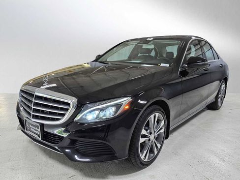 Used 2016 Mercedes-Benz C 350e Sedan image 7