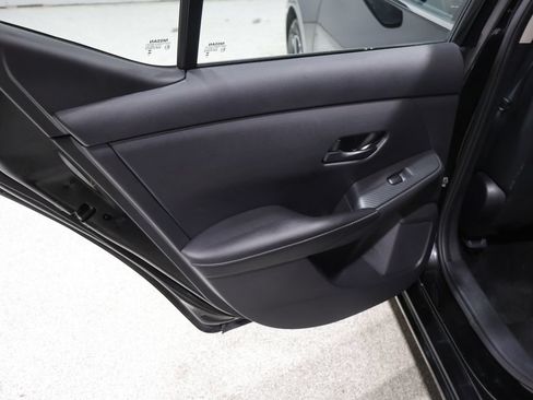 Used 2025 Nissan Sentra SV w/ All-Weather Package FWD image 19
