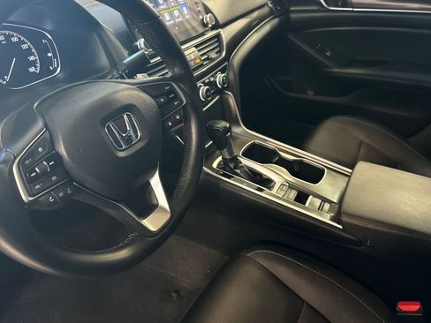 Used 2022 Honda Accord Sport image 14
