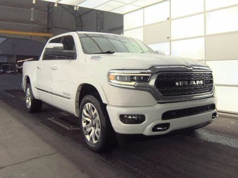 Used 2021 RAM 1500 Limited image 3