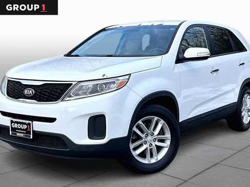 Used 2014 Kia Sorento LX image 1