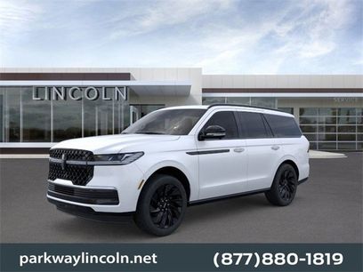 New 2025 Lincoln Navigator Reserve w/ Jet Appearance Package