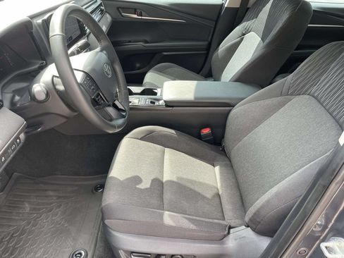Used 2025 Toyota Camry LE w/ Convenience Package FWD image 13