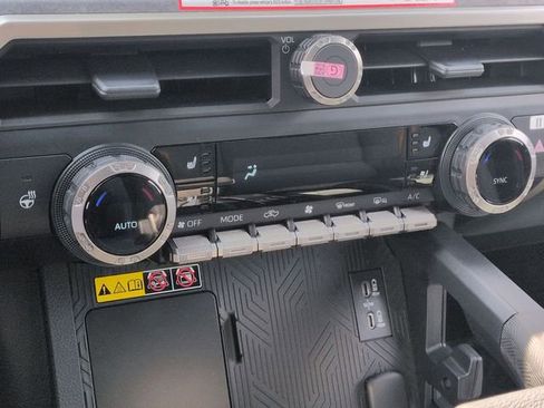 New 2026 Toyota Tacoma 4x4 Double Cab Hybrid image 19