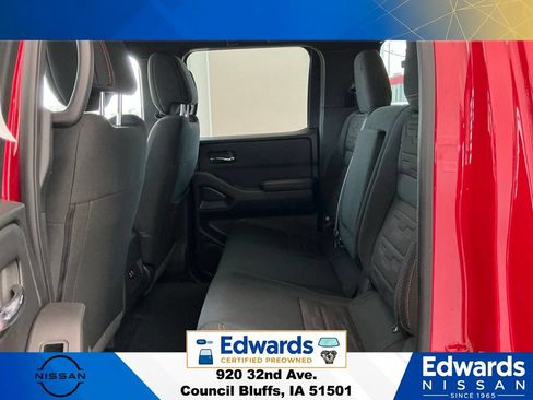 Used 2025 Nissan Frontier PRO-4X AWD/4WD image 13
