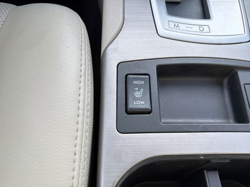 Used 2014 Subaru Outback 2.5i Limited image 29