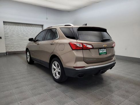 Used 2018 Chevrolet Equinox LT image 5