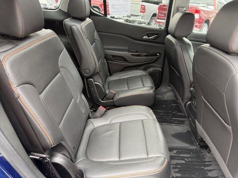 Used 2023 GMC Acadia AT4 w/ Technology Package image 19