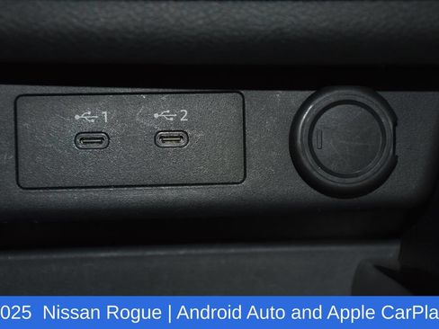 Used 2025 Nissan Rogue SV AWD/4WD image 21