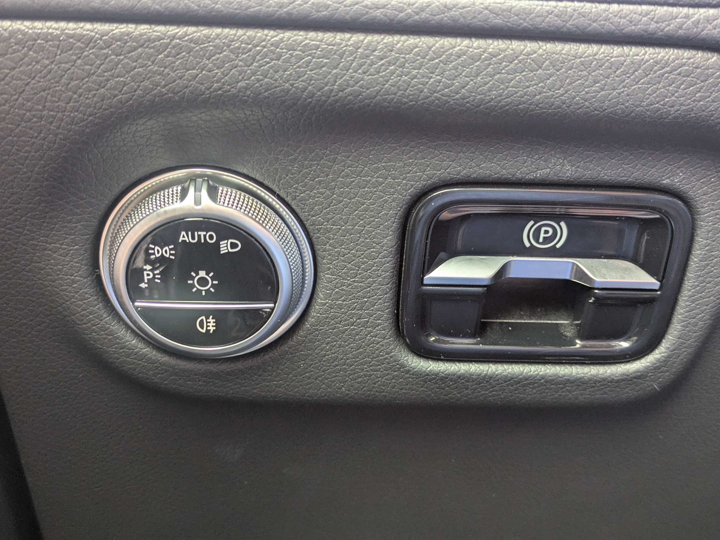 Used 2022 Mercedes-Benz EQS 450+ Sedan image 26