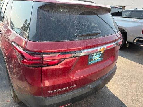Used 2023 Chevrolet Traverse LT AWD/4WD image 11