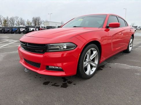 Used 2018 Dodge Charger SXT Plus w/ Quick Order Package 29J image 2