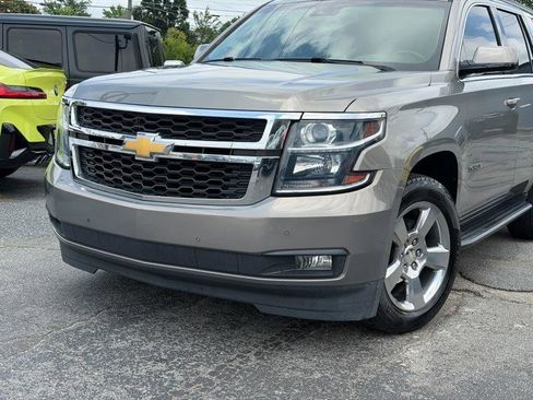Used 2018 Chevrolet Tahoe LT w/ Luxury Package RWD image 5