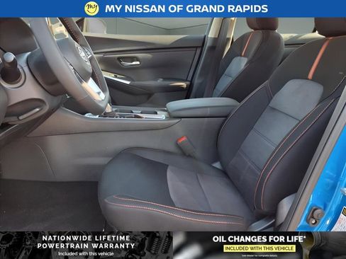 New 2025 Nissan Sentra SR image 14