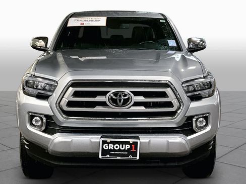 Used 2023 Toyota Tacoma Limited AWD/4WD image 4