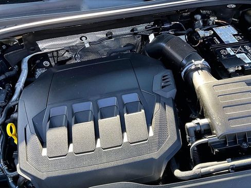 Certified 2024 Audi Q3 2.0T Premium w/ Convenience Package image 31