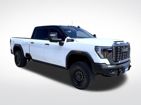 Used 2024 GMC Sierra 2500 AT4X w/ AT4X AEV Edition AWD/4WD image 3
