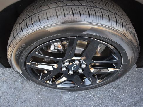 Used 2021 Chevrolet Blazer LT w/ LPO, Black Accent Package image 14