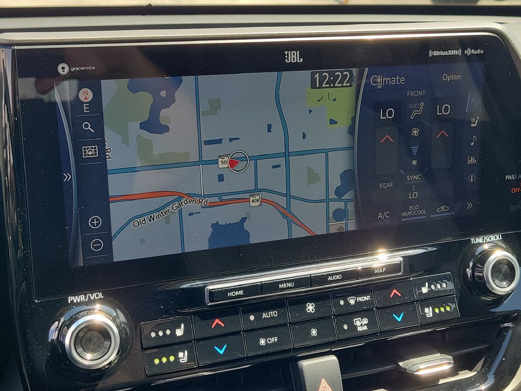 Used 2020 Toyota Highlander Limited AWD/4WD image 23
