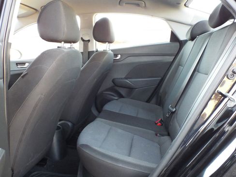 Used 2021 Hyundai Accent SE image 19