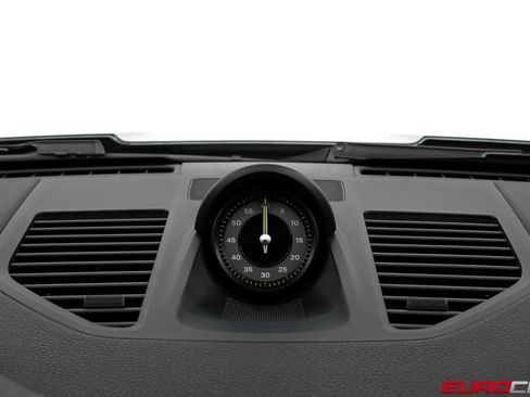 Used 2025 Porsche 911 GT3 RWD image 31