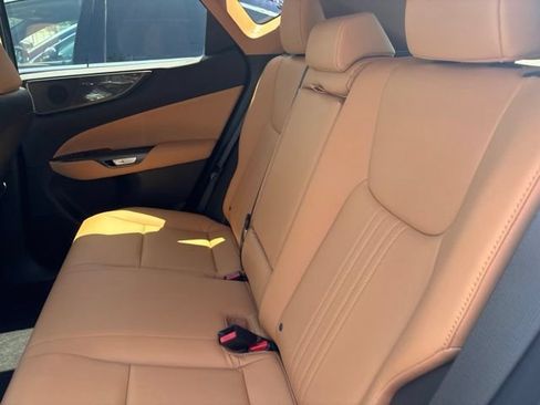 Used 2025 Lexus NX 250 FWD w/ Accessory Package (Z1) image 5